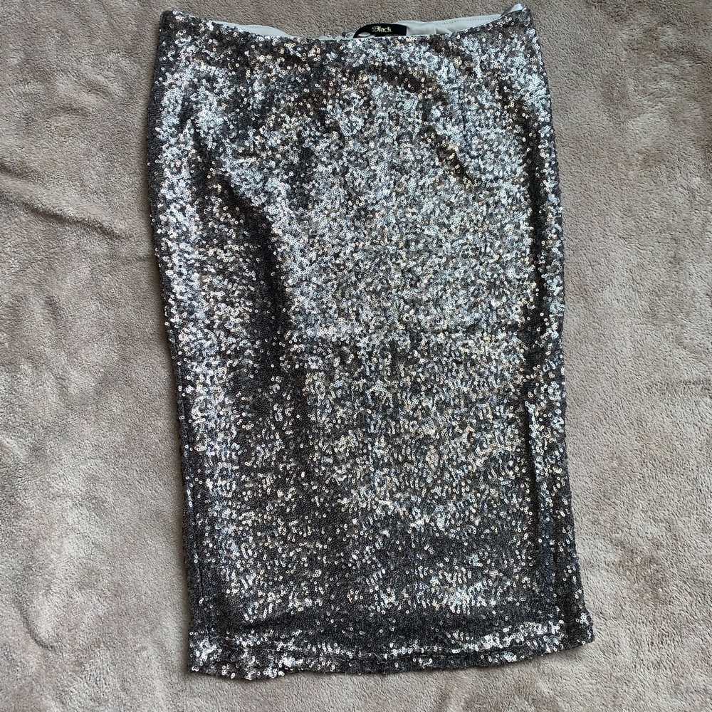 Silver sequins pencil skirt